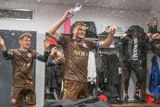 甚至可能为 甚至可能为